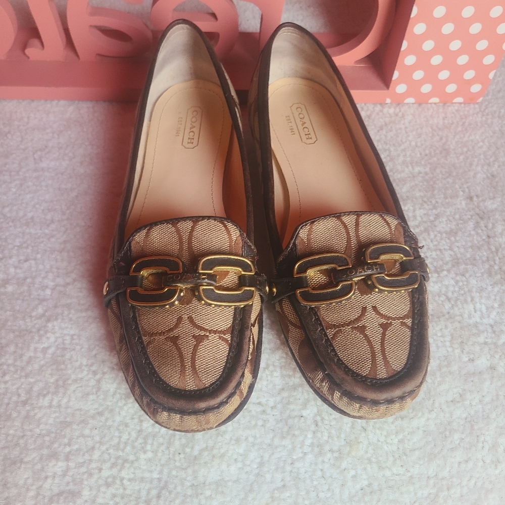 Coach Flats Brown size 7